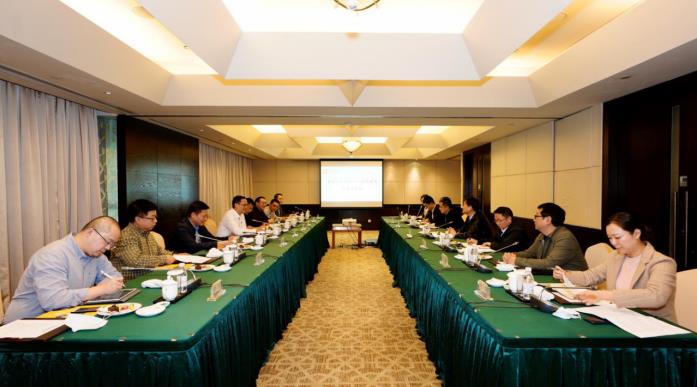 集团党委书记、董事长任丁会见重庆必发888集团董事长乔昌志一行