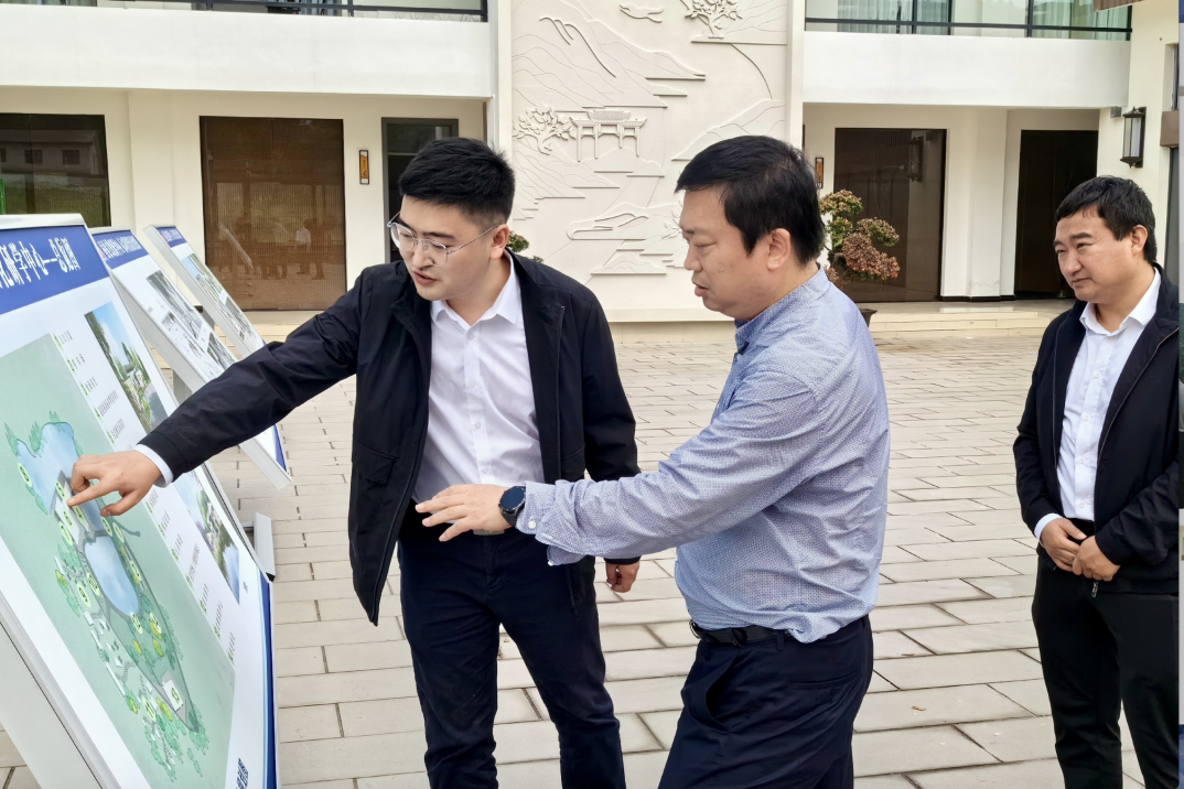 省必发888集团领导赴南充市邓家沟村调研乡村振兴工作