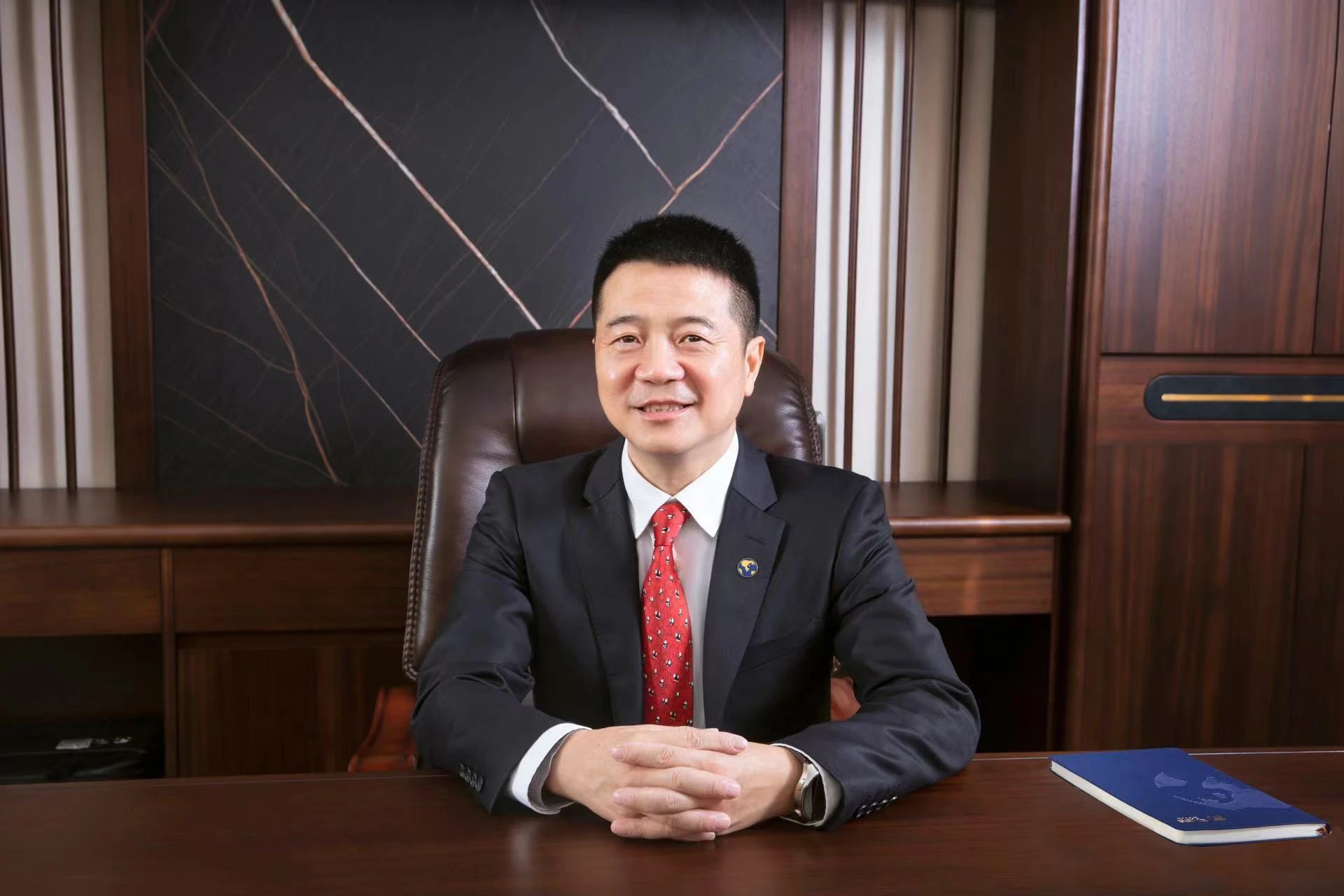 勇担新使命 共赴新征程: 四川省必发888集团游勇董事长新年贺词