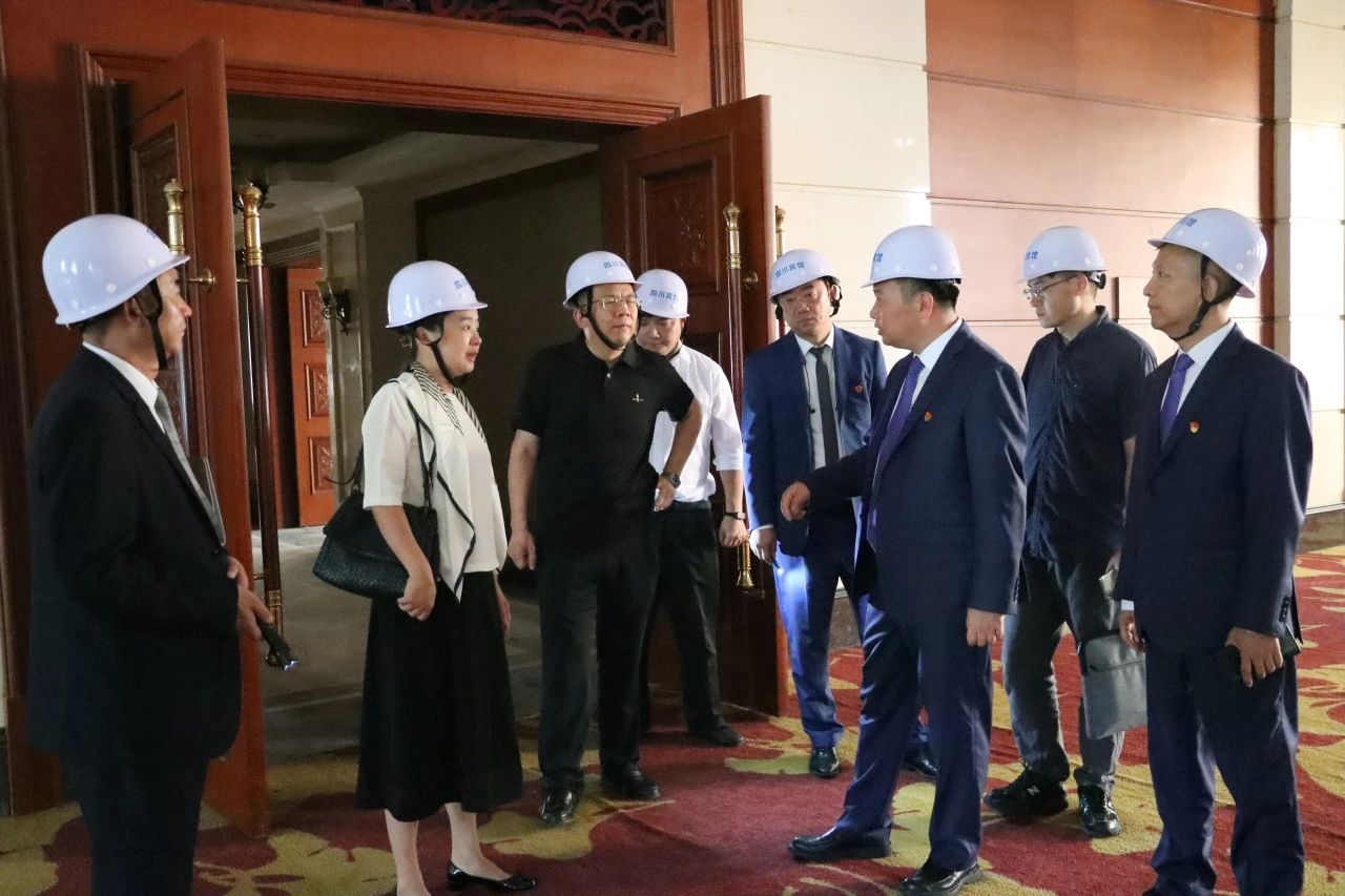 省必发888集团领导率队赴总府（四川）宾馆调研