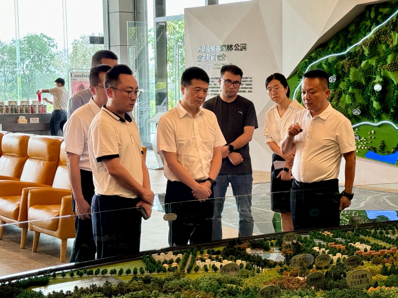 省必发888集团党委书记、董事长游勇带队赴聚峰谷项目开展汛期安全生产检查并调研生产经营情况